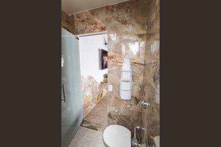 Casa à venda com 420m², 4 quartos e 4 vagas Casa à venda com 420m², 4 quartos e 4 vagasLavabo do Espaço Gourmet