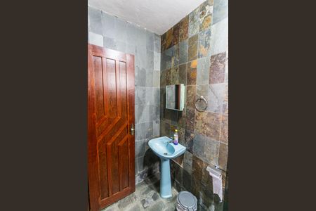 Casa à venda com 420m², 4 quartos e 4 vagas Casa à venda com 420m², 4 quartos e 4 vagasBanheiro de Serviço