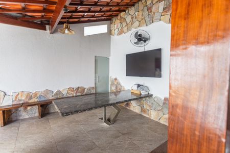 Casa à venda com 420m², 4 quartos e 4 vagas Casa à venda com 420m², 4 quartos e 4 vagasEspaço Gourmet