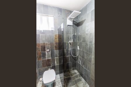 Casa à venda com 420m², 4 quartos e 4 vagas Casa à venda com 420m², 4 quartos e 4 vagasBanheiro de Serviço