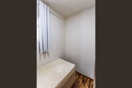 Casa à venda com 420m², 4 quartos e 4 vagas Casa à venda com 420m², 4 quartos e 4 vagasQuarto de Serviço