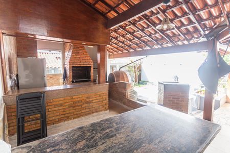 Casa à venda com 420m², 4 quartos e 4 vagas Casa à venda com 420m², 4 quartos e 4 vagasEspaço Gourmet
