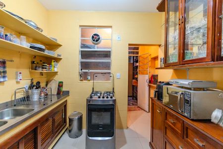 Apartamento para alugar com 148m², 3 quartos e sem vaga Apartamento para alugar com 148m², 3 quartos e sem vagaCozinha