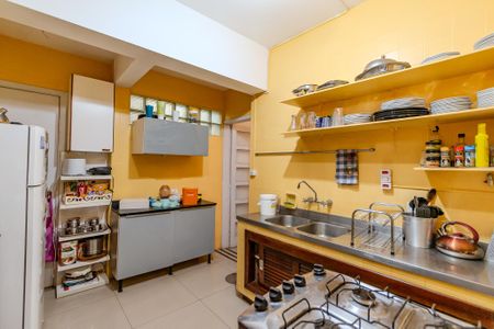 Apartamento para alugar com 148m², 3 quartos e sem vaga Apartamento para alugar com 148m², 3 quartos e sem vagaCozinha