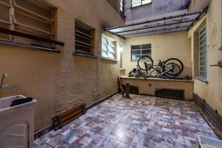 Apartamento para alugar com 148m², 3 quartos e sem vaga Apartamento para alugar com 148m², 3 quartos e sem vagaQuintal