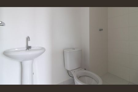 Apartamento para alugar com 33m², 2 quartos e sem vaga Apartamento para alugar com 33m², 2 quartos e sem vagaBanheiro
