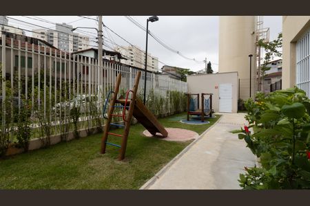 Apartamento para alugar com 33m², 2 quartos e sem vaga Apartamento para alugar com 33m², 2 quartos e sem vagaÁrea comum - Playground