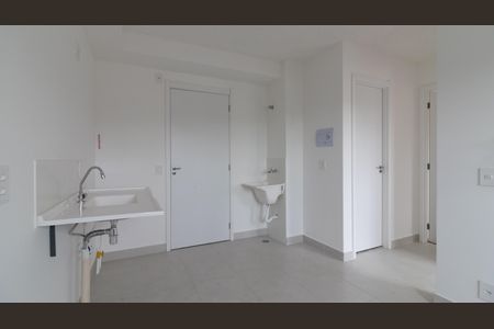Apartamento para alugar com 33m², 2 quartos e sem vaga Apartamento para alugar com 33m², 2 quartos e sem vagaCozinha e Área de Serviço