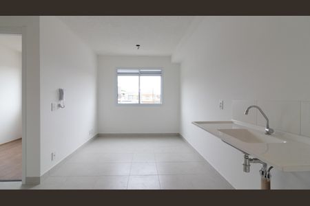 Apartamento para alugar com 33m², 2 quartos e sem vaga Apartamento para alugar com 33m², 2 quartos e sem vagaCozinha e Área de Serviço