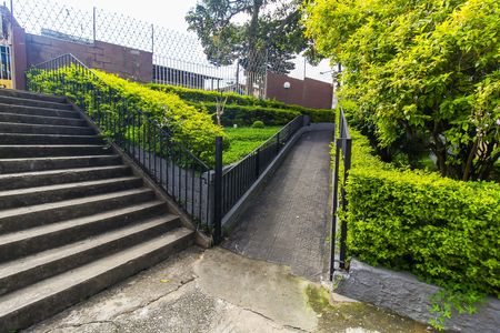 Apartamento à venda com 47m², 2 quartos e 1 vaga Apartamento à venda com 47m², 2 quartos e 1 vagaÁrea comum