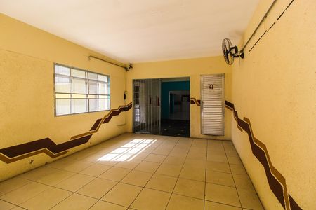 Apartamento à venda com 47m², 2 quartos e 1 vaga Apartamento à venda com 47m², 2 quartos e 1 vagaÁrea comum Espaço de jogos