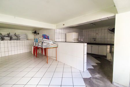 Apartamento à venda com 47m², 2 quartos e 1 vaga Apartamento à venda com 47m², 2 quartos e 1 vagaÁrea comum Salão de festas