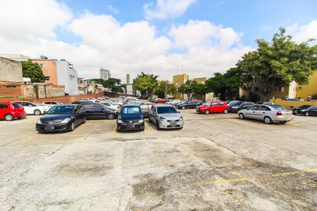 Apartamento à venda com 47m², 2 quartos e 1 vaga Apartamento à venda com 47m², 2 quartos e 1 vagaEstacionamento