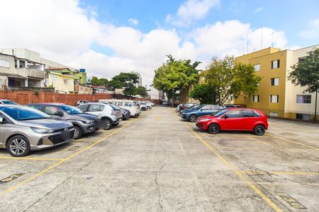 Apartamento à venda com 47m², 2 quartos e 1 vaga Apartamento à venda com 47m², 2 quartos e 1 vagaEstacionamento