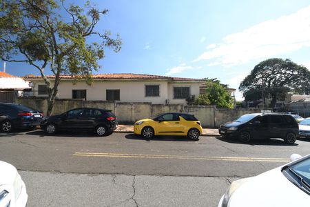 Casa para alugar com 285m², 4 quartos e 3 vagasFachada