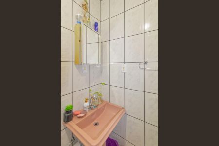 Casa à venda com 300m², 5 quartos e 3 vagas Casa à venda com 300m², 5 quartos e 3 vagasBanheiro - Quarto 1