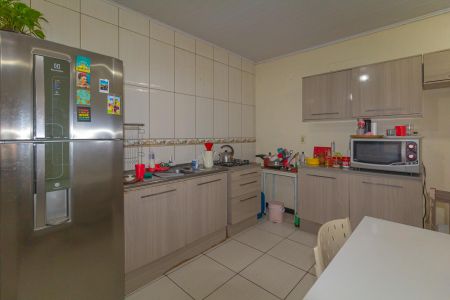 Casa à venda com 300m², 5 quartos e 3 vagas Casa à venda com 300m², 5 quartos e 3 vagasCozinha