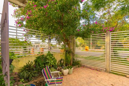 Casa à venda com 300m², 5 quartos e 3 vagas Casa à venda com 300m², 5 quartos e 3 vagasVaranda da Sala