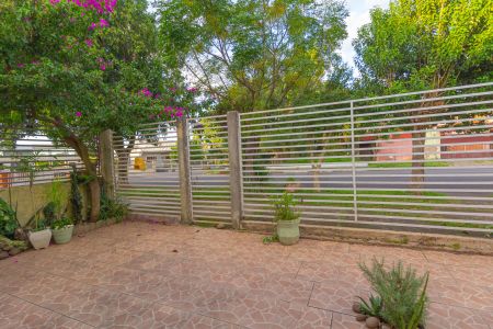 Casa à venda com 300m², 5 quartos e 3 vagas Casa à venda com 300m², 5 quartos e 3 vagasVista da Sala