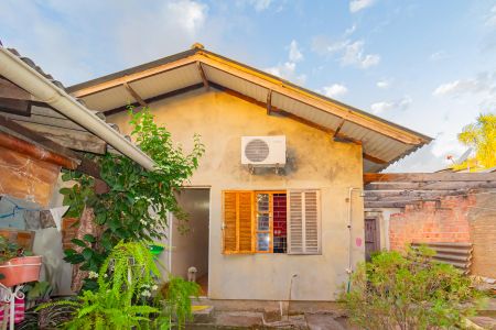 Casa à venda com 300m², 5 quartos e 3 vagas Casa à venda com 300m², 5 quartos e 3 vagasÁrea comum