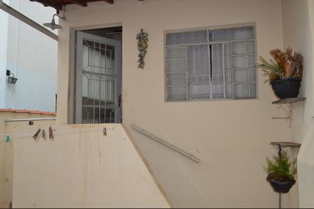Casa à venda com 160m², 4 quartos e 1 vagaQuintal