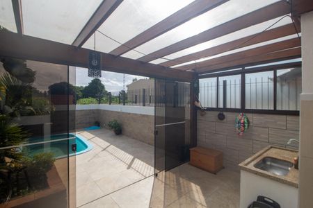 Casa à venda com 192m², 4 quartos e 1 vagaÁrea comum - Piscina