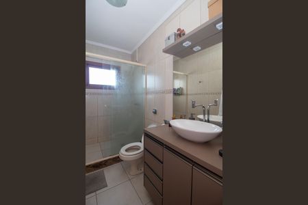 Casa à venda com 192m², 4 quartos e 1 vagaBanheiro da Suíte