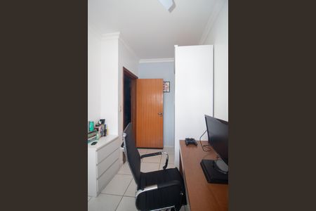 Casa à venda com 192m², 4 quartos e 1 vagaQuarto 3