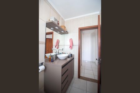 Casa à venda com 192m², 4 quartos e 1 vagaBanheiro da Suíte