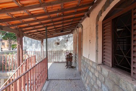 Casa à venda com 360m², 3 quartos e 1 vagaVaranda