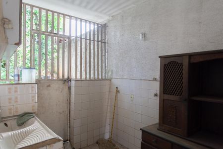 Casa à venda com 360m², 3 quartos e 1 vagaÁrea de Serviço