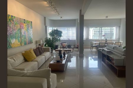 Apartamento à venda com 189m², 3 quartos e 1 vaga Apartamento à venda com 189m², 3 quartos e 1 vagaSala