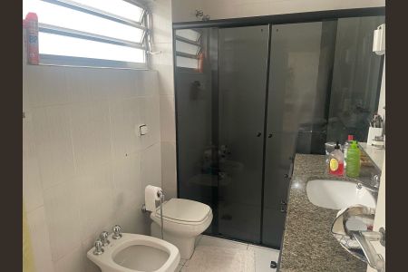 Apartamento à venda com 189m², 3 quartos e 1 vaga Apartamento à venda com 189m², 3 quartos e 1 vagaBanheiro
