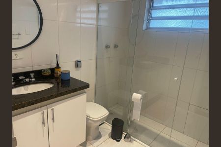 Apartamento à venda com 189m², 3 quartos e 1 vaga Apartamento à venda com 189m², 3 quartos e 1 vagaBanheiro 2