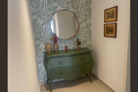 Apartamento à venda com 189m², 3 quartos e 1 vaga Apartamento à venda com 189m², 3 quartos e 1 vagaCorredor