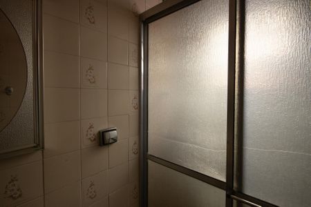 Casa à venda com 255m², 4 quartos e 2 vagasBanheiro 2