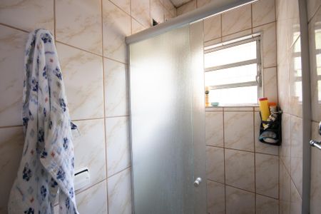 Casa à venda com 255m², 4 quartos e 2 vagasBanheiro da Suíte 2