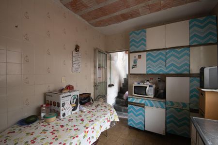 Casa à venda com 255m², 4 quartos e 2 vagasCasa 1 Cozinha