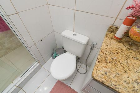 Apartamento à venda com 64m², 3 quartos e 1 vaga Apartamento à venda com 64m², 3 quartos e 1 vagaBanheiro