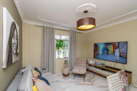 Apartamento à venda com 64m², 3 quartos e 1 vaga Apartamento à venda com 64m², 3 quartos e 1 vagaSala