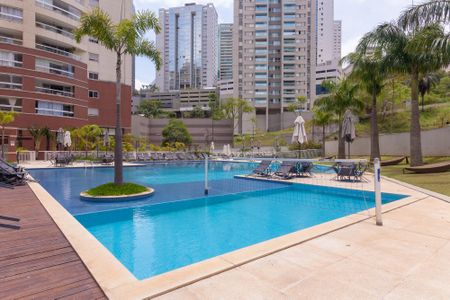 Apartamento à venda com 104m², 2 quartos e 2 vagas Apartamento à venda com 104m², 2 quartos e 2 vagasÁrea comum - Piscina