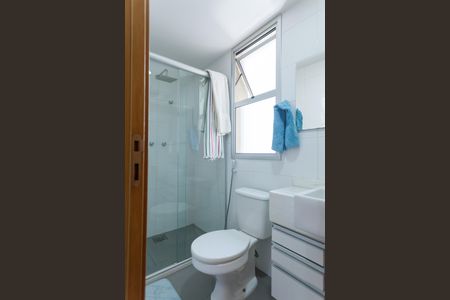 Apartamento à venda com 104m², 2 quartos e 2 vagas Apartamento à venda com 104m², 2 quartos e 2 vagasBanheiro Social