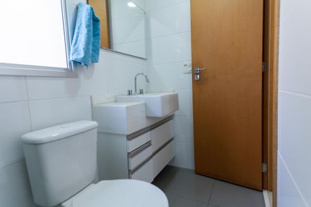 Apartamento à venda com 104m², 2 quartos e 2 vagas Apartamento à venda com 104m², 2 quartos e 2 vagasBanheiro Social