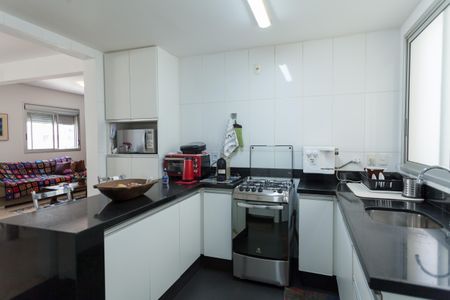 Apartamento à venda com 104m², 2 quartos e 2 vagas Apartamento à venda com 104m², 2 quartos e 2 vagasCozinha