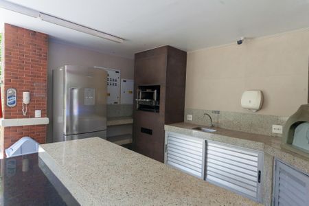 Apartamento à venda com 104m², 2 quartos e 2 vagas Apartamento à venda com 104m², 2 quartos e 2 vagasÁrea comum - Churrasqueira