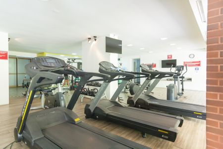 Apartamento à venda com 104m², 2 quartos e 2 vagas Apartamento à venda com 104m², 2 quartos e 2 vagasÁrea comum - Academia