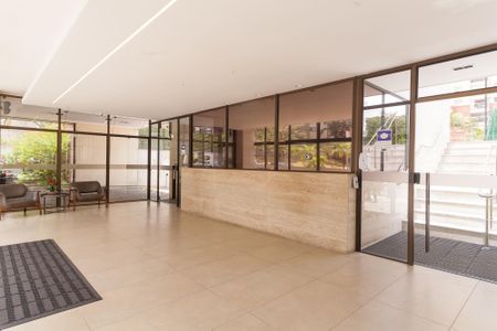 Apartamento à venda com 104m², 2 quartos e 2 vagas Apartamento à venda com 104m², 2 quartos e 2 vagasHall de entrada