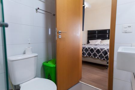 Apartamento à venda com 104m², 2 quartos e 2 vagas Apartamento à venda com 104m², 2 quartos e 2 vagasBanheiro da Suíte
