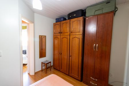 Casa à venda com 80m², 2 quartos e 2 vagasQuarto 2