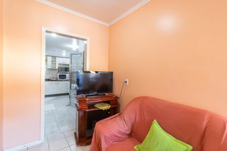 Casa à venda com 80m², 2 quartos e 2 vagasSala